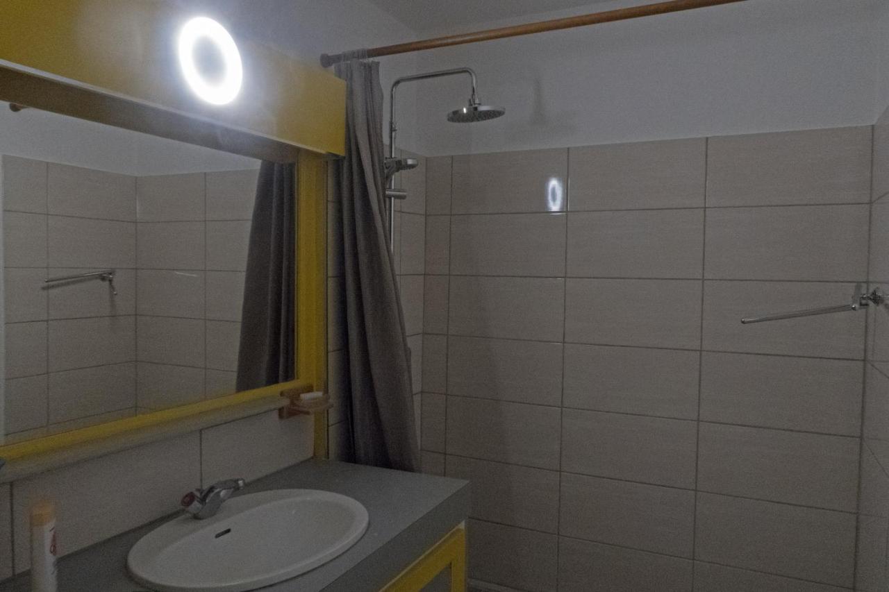 Studio Le Colibri Residence Les Boucaniers Avec Reserve D'Eau Saint-Francois  Luaran gambar